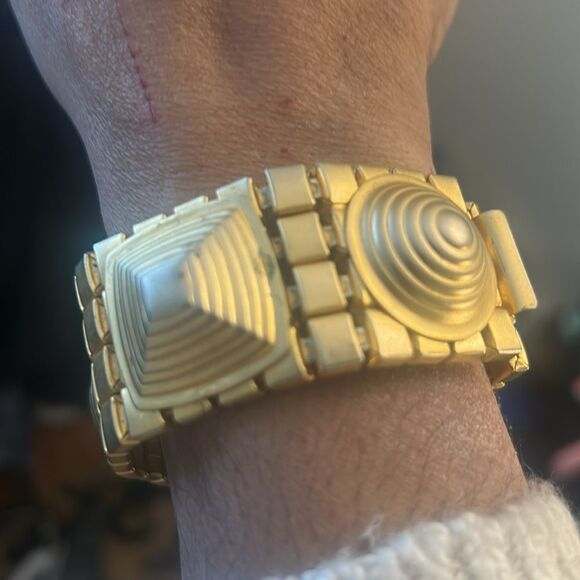 Gold Wearable Geometric 3D Bracelet - Picture 3 of 4